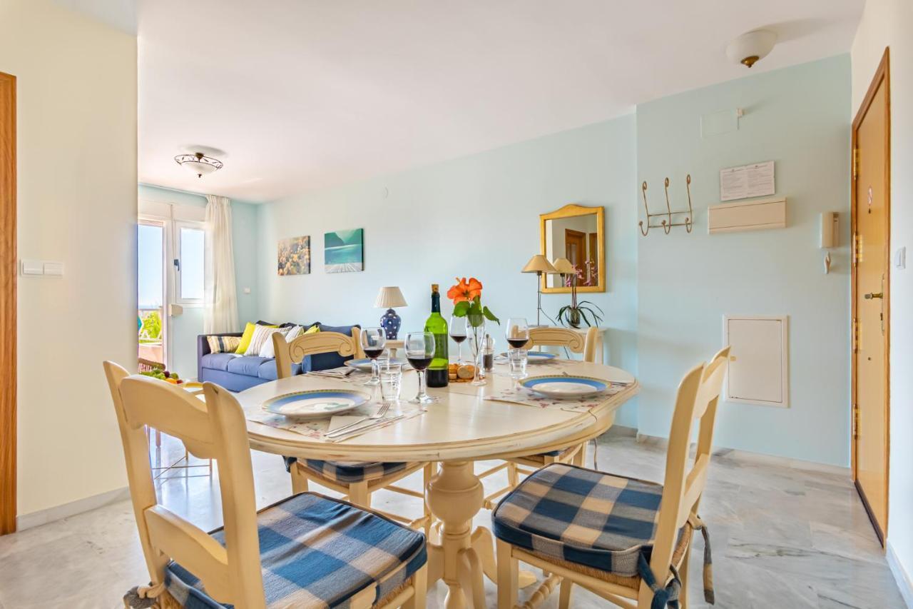Sun & Sand Beach Apartment Марбеля Екстериор снимка