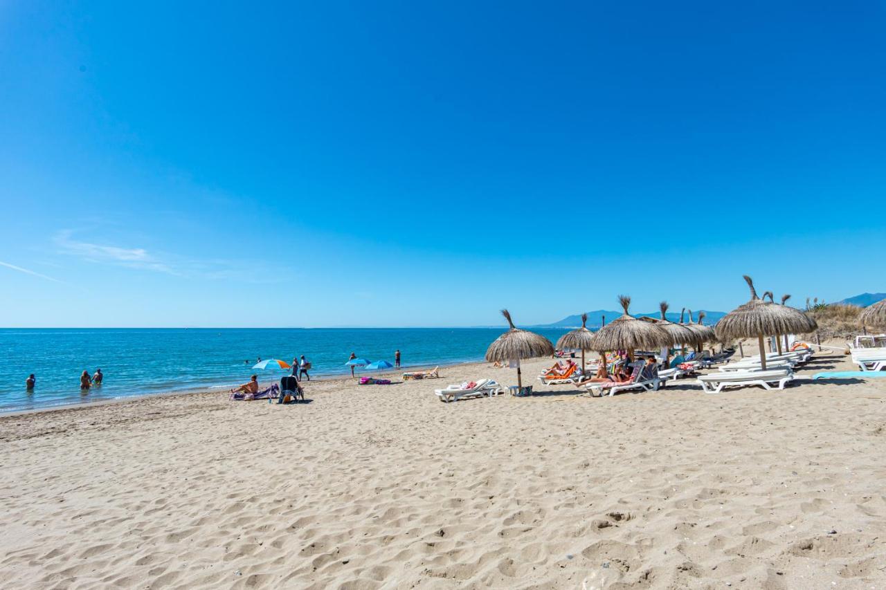 Sun & Sand Beach Apartment Марбеля Екстериор снимка