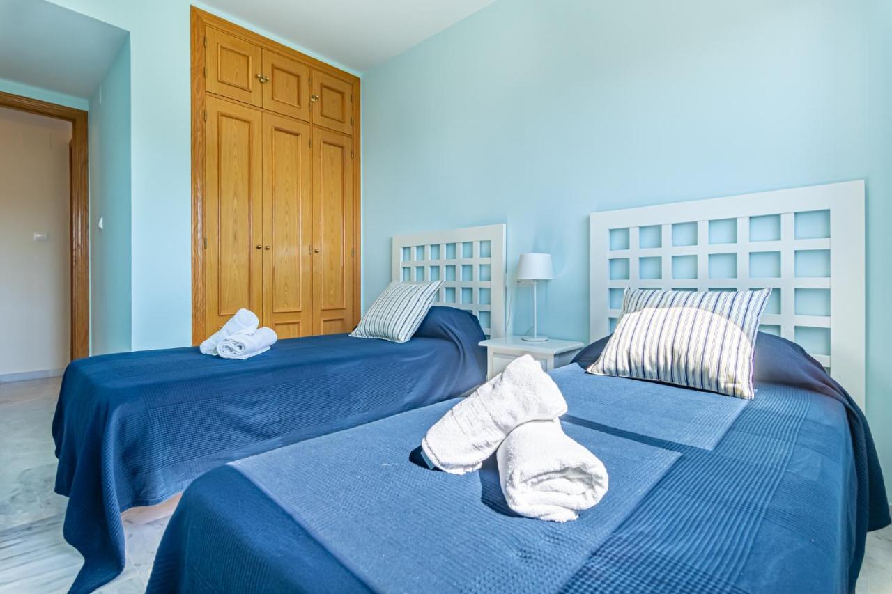 Sun & Sand Beach Apartment Марбеля Екстериор снимка