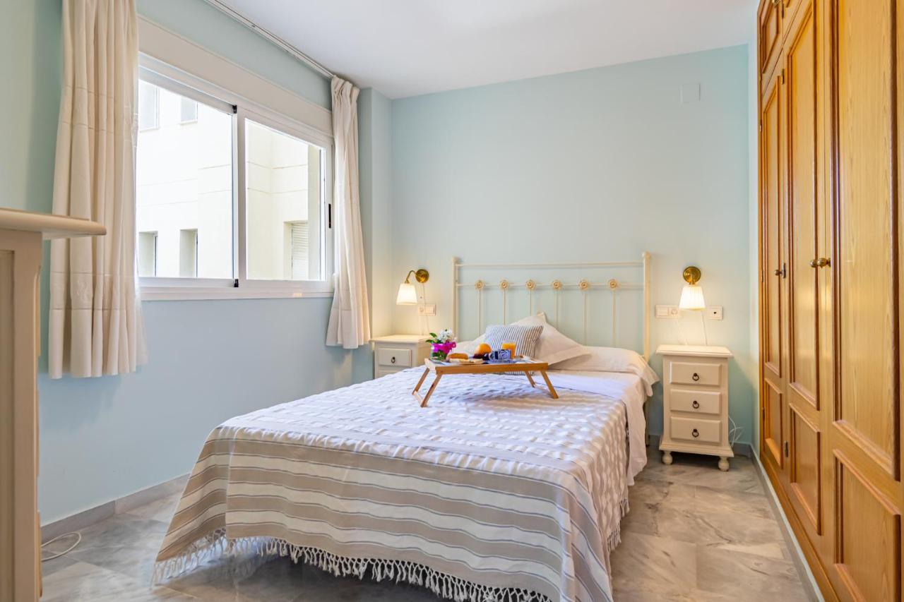 Sun & Sand Beach Apartment Марбеля Екстериор снимка